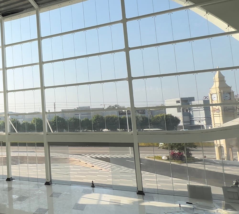 Luxury Full Glass Curtain Walls: Design, Installation & Glass Selection Guidelines | Thickness & Gap Tips